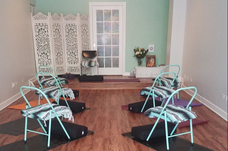 A Chair Yoga Class Available Online